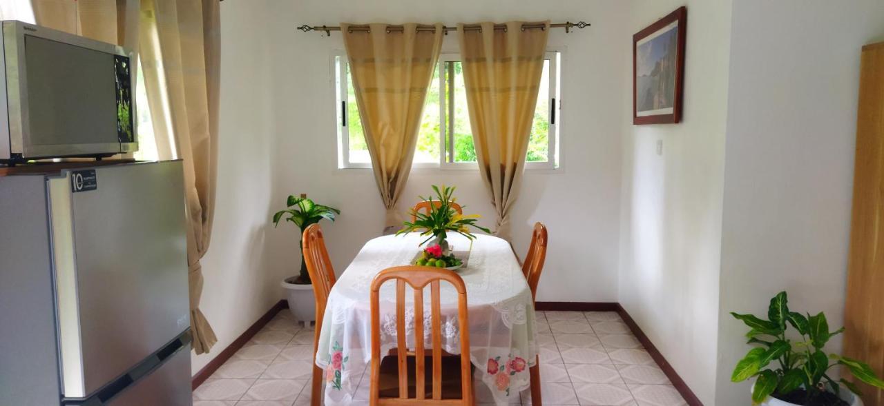 Holiday home Dan Zoranz Self Catering La Digue